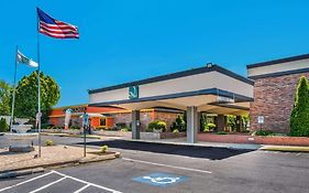 Quality Inn & Suites York East